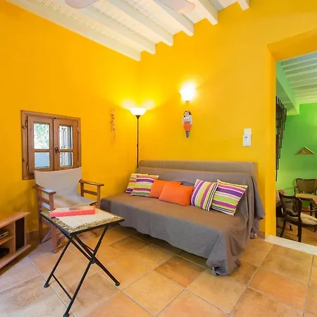 Holiday home Serene House,beautiful Garden In Old Town