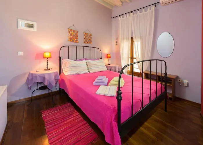 Serene House,beautiful Garden In Old Town Holiday home