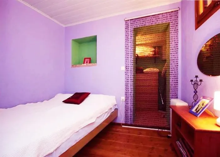 펜션 Serene House,beautiful Garden In Old Town Rhodes City