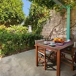 Serene House,beautiful Garden In Old Town Rhodes City